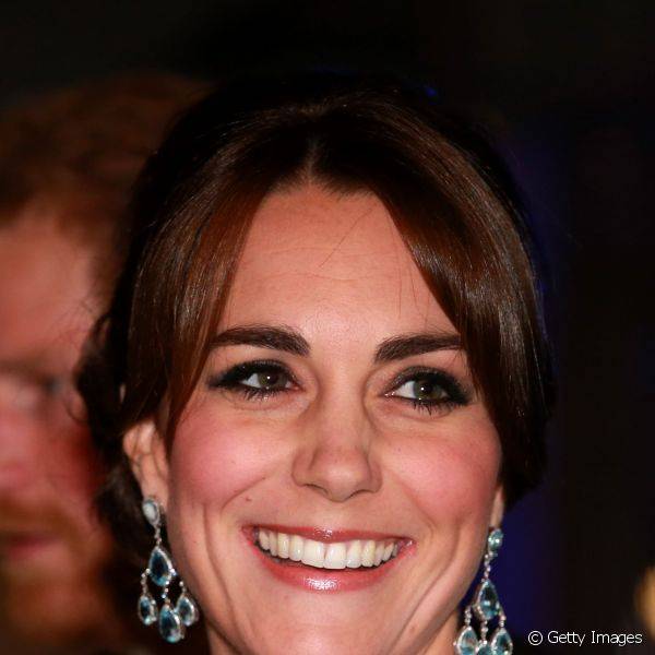 Para os l?bios, Kate Middleton prefere os batons discretos, como nude ou rosado